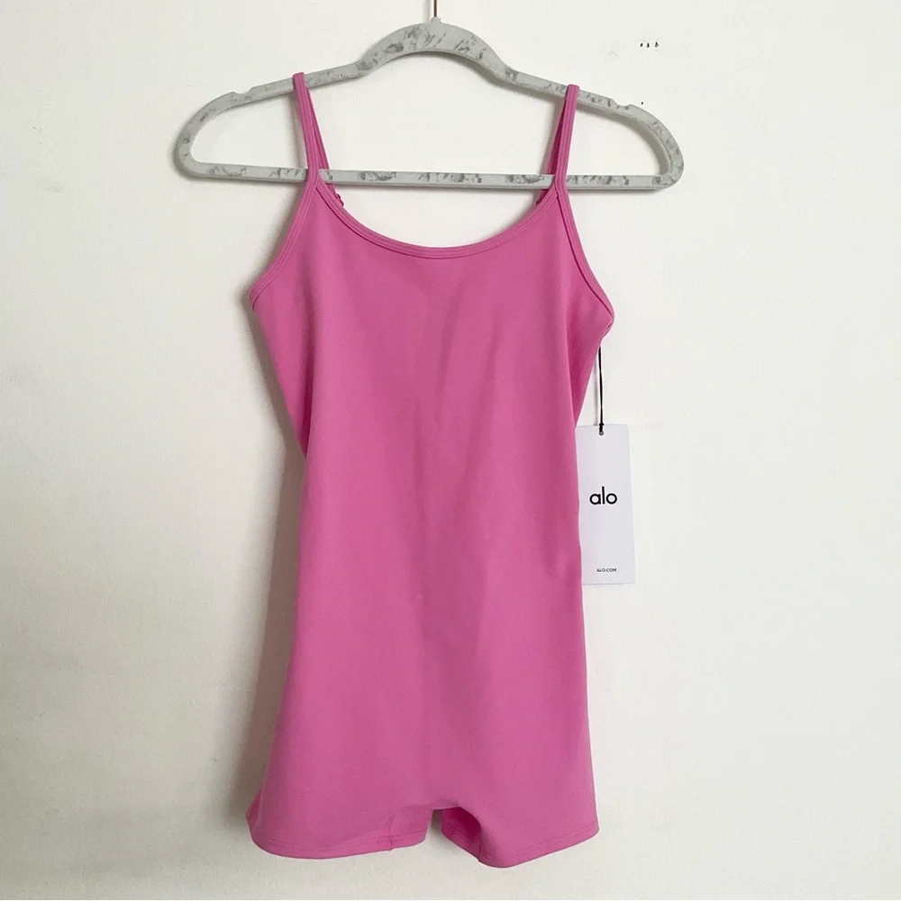 Alo Yoga Airbrush One And Done Short Onesie Paradise Pink S